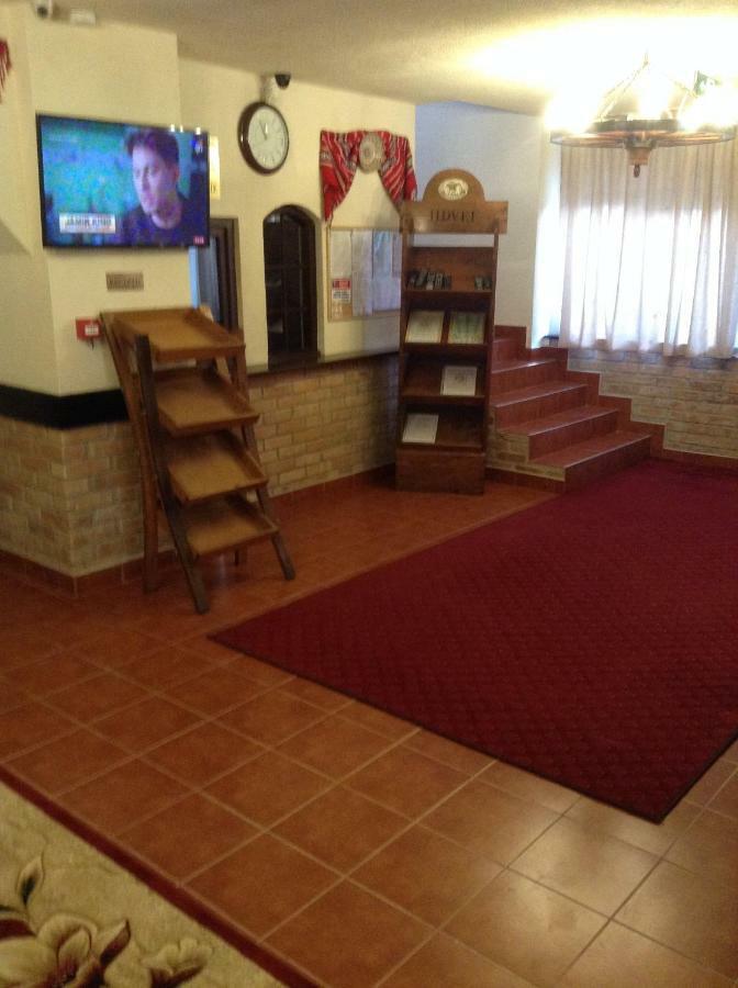 דירות ואמה וקה Taverna מראה חיצוני תמונה